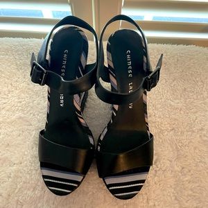 Chinese Laundry Women's Mahalo Wedge Sandal Size 6.5